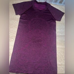 Lululemon swiftly tech shirt size 2